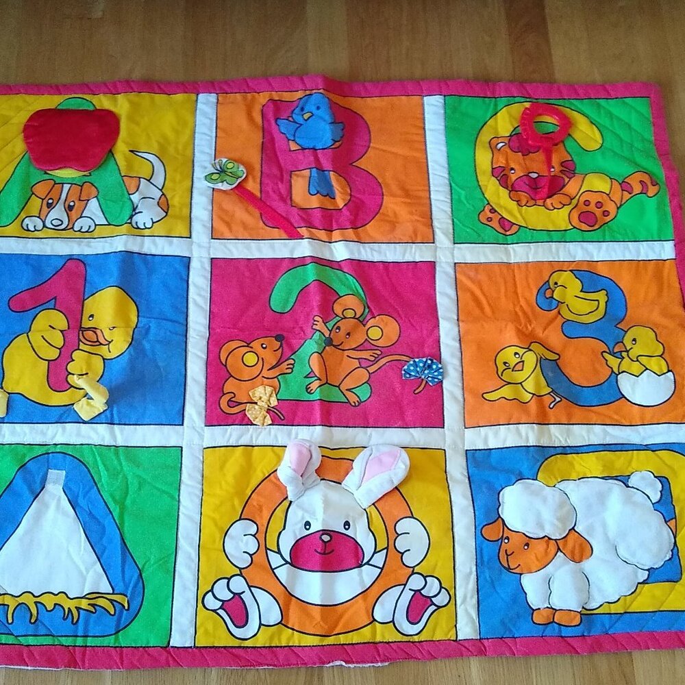 Fisher Price Activity Blanket Play Mat 26" x 26" Vintage